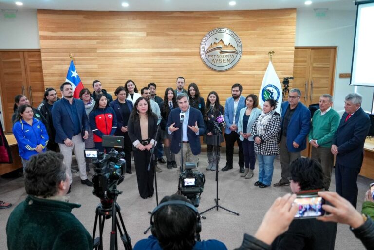 Gobierno Regional de Aysén emplaza a ministerios a cumplir compromisos para avanzar con el Plan de Zonas Extremas