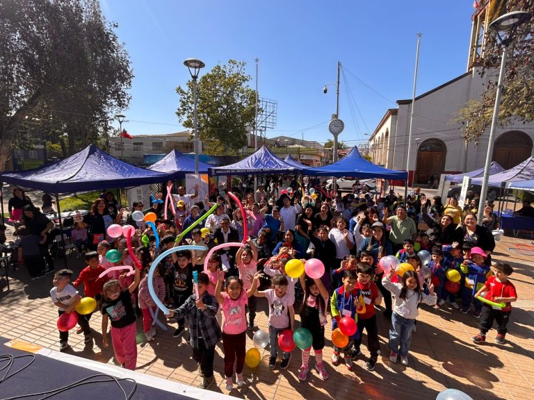 Mineduc reconoce a 19 escuelas de  Fundación Coanil con Excelencia Académica